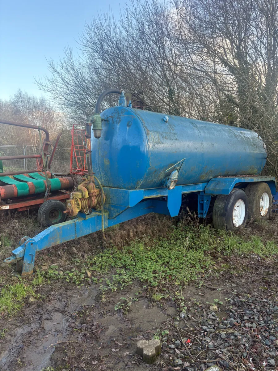 2000 gallon slurry tanker - Image 1