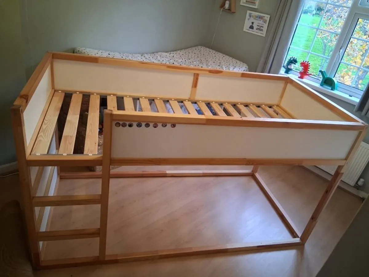 Kids bed - Image 1