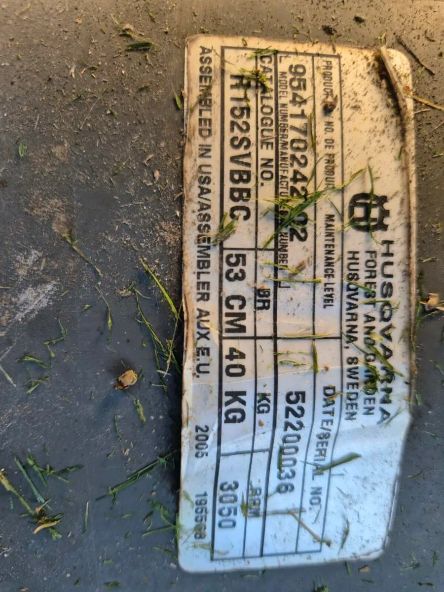 Husqvarna self Drive lawnmower - Image 3