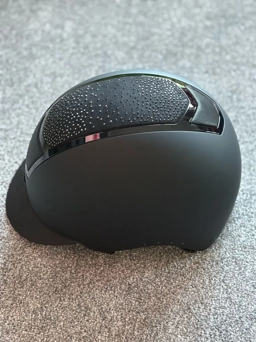 KARBEN Riding Helmet - Image 2