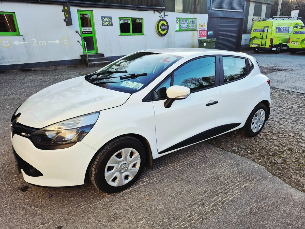 Renault Clio 2015 - Image 3