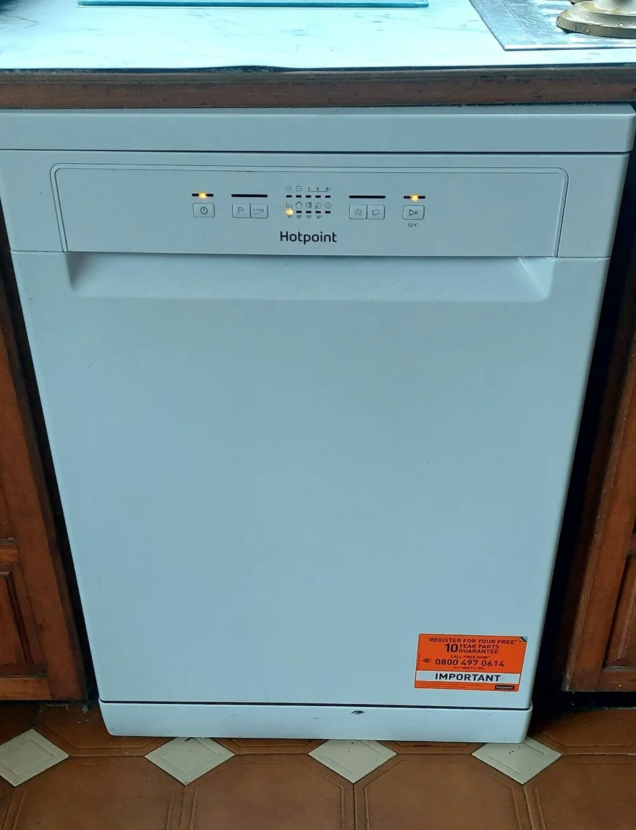 Dishwasher - Image 1