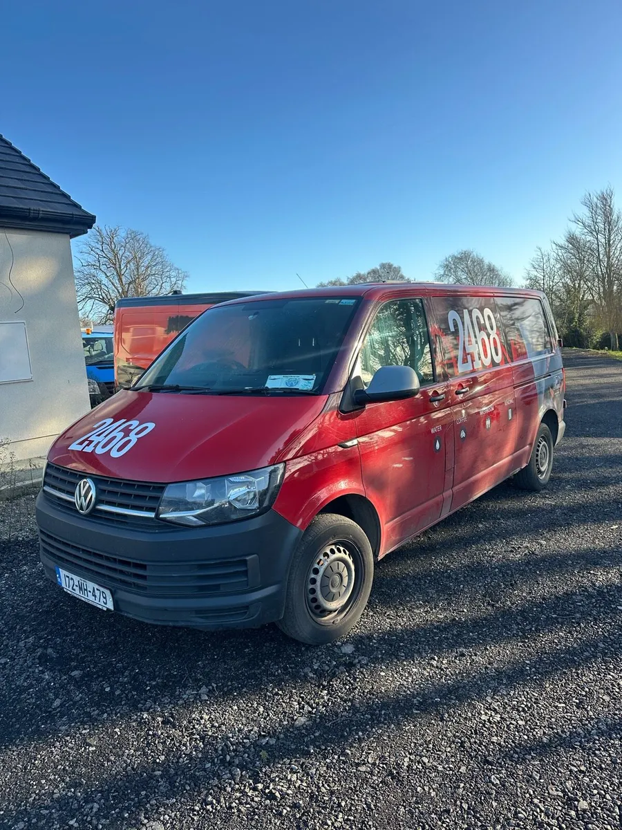 Volkswagen Transporter 2017 - Image 1