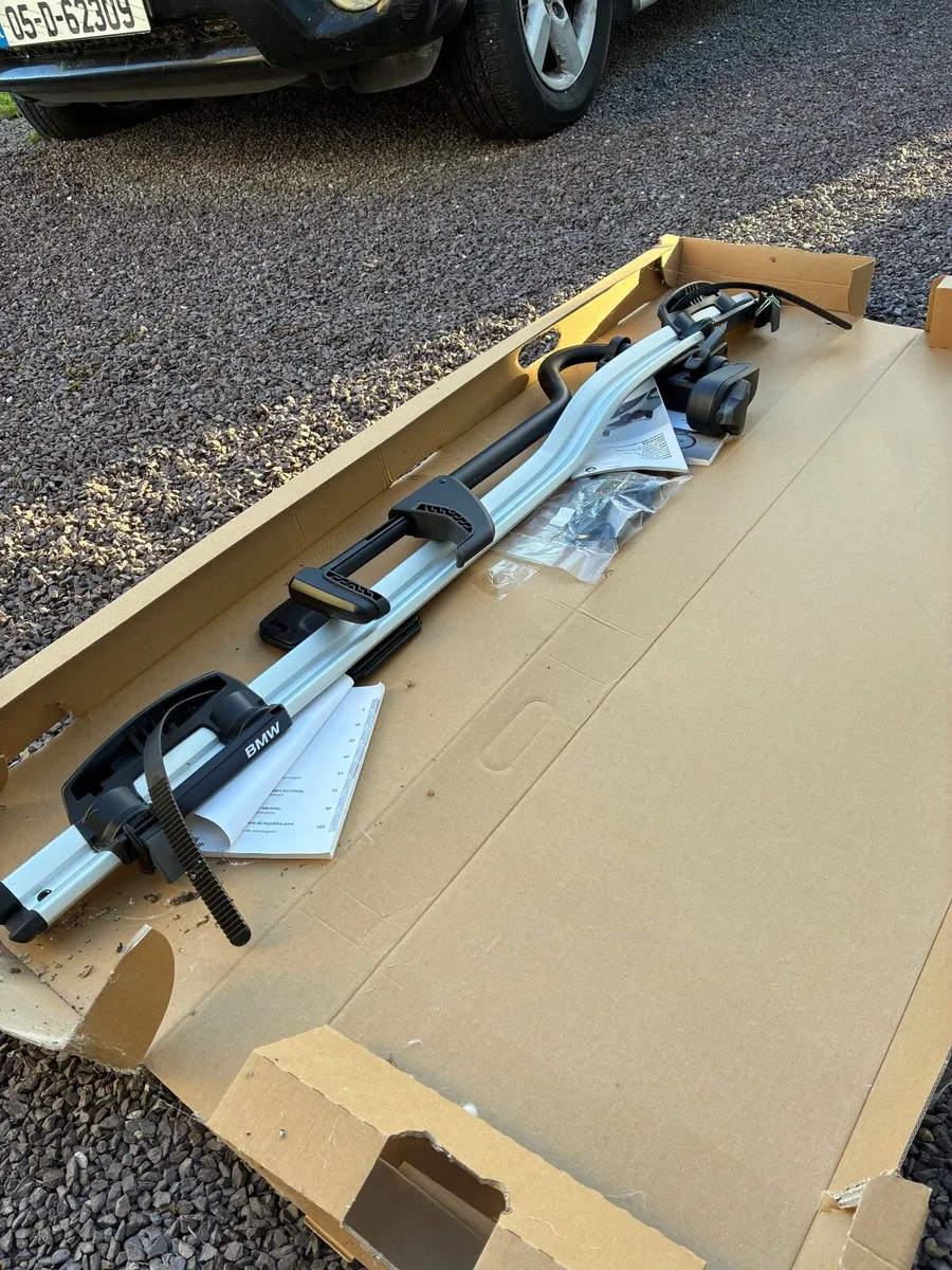BMW / Thule Proride Roof Mounted Bike Rack - Image 1