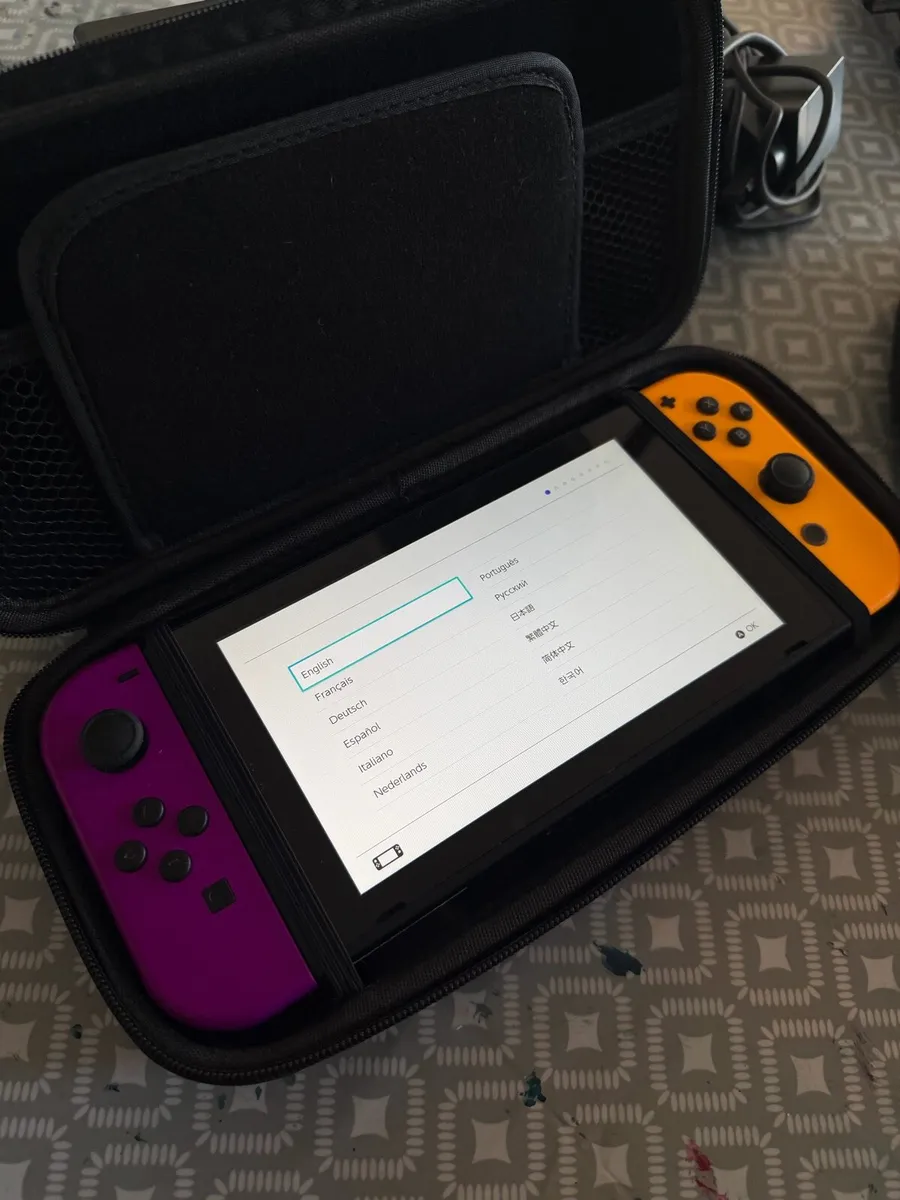 Nintendo switch bundle - Image 2