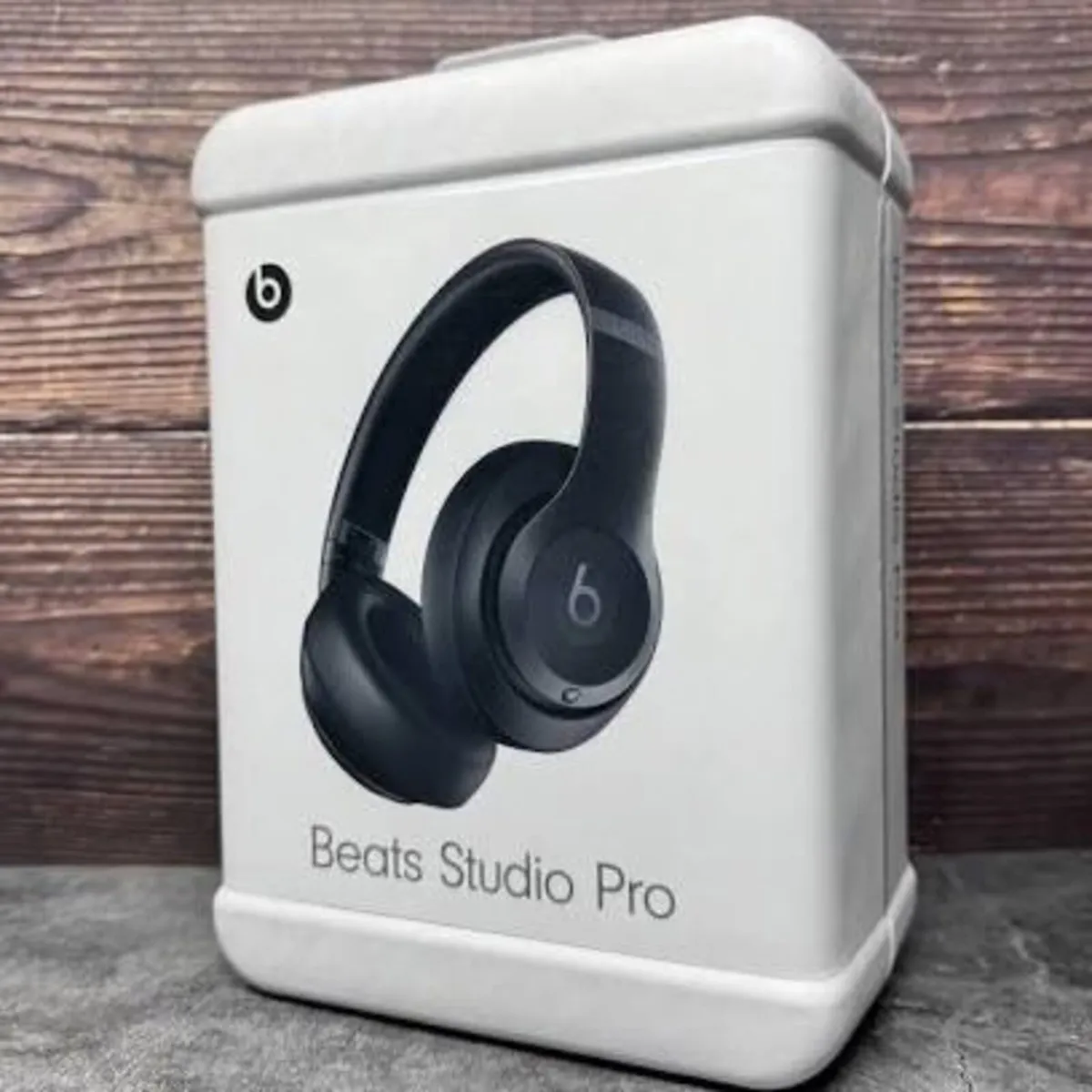 Beats Studio pro headphones - brand new - Image 2