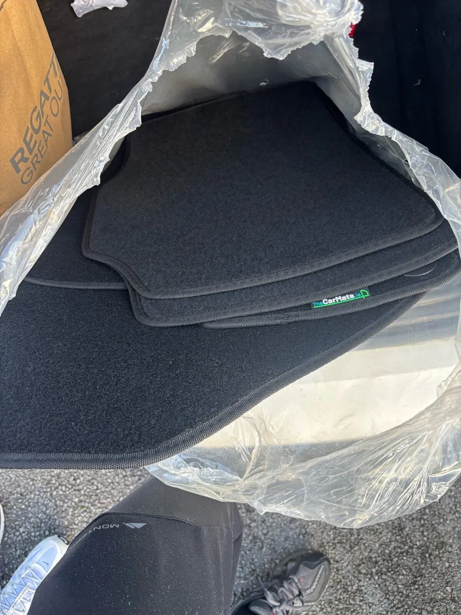 Audi A3 car mat - Image 3