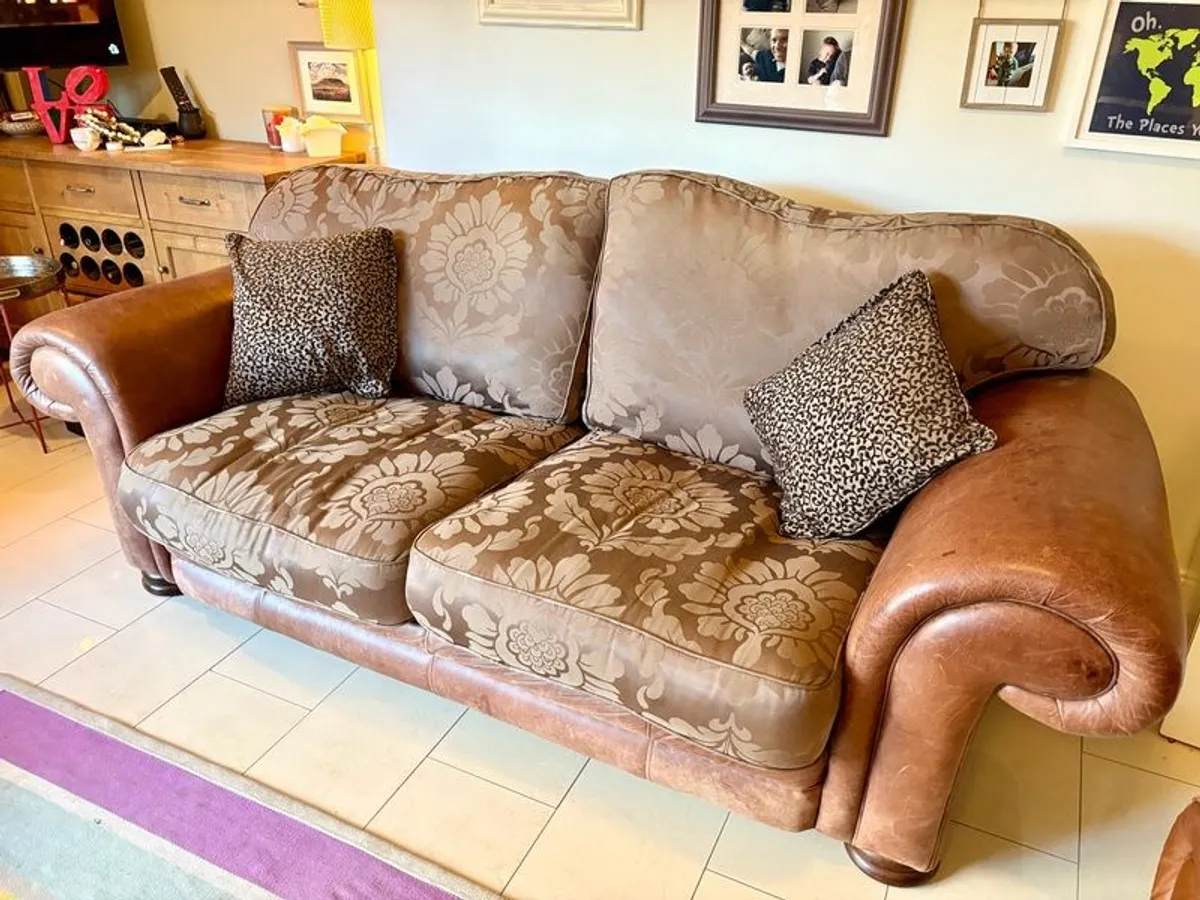 3 Seater Sofa - Image 3
