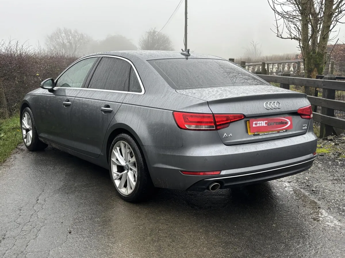 Audi A4 2017 - Image 2