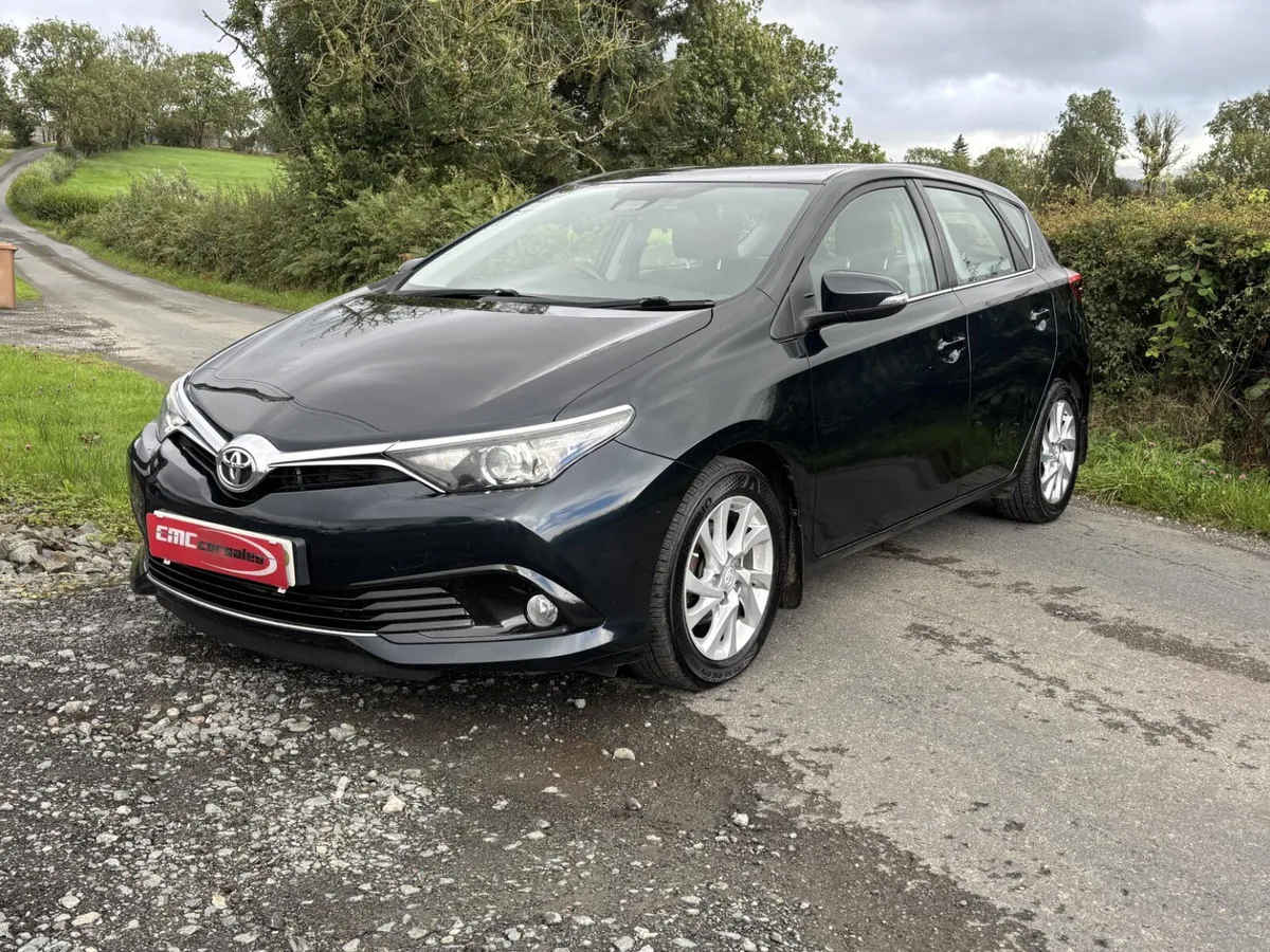 Toyota Auris 2016 - Image 3