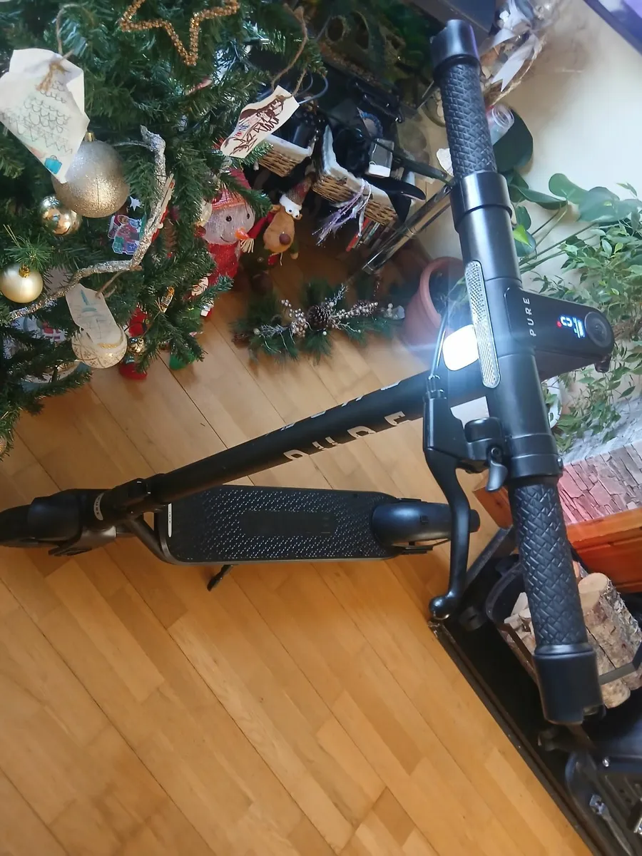 Electric scooter - Image 1