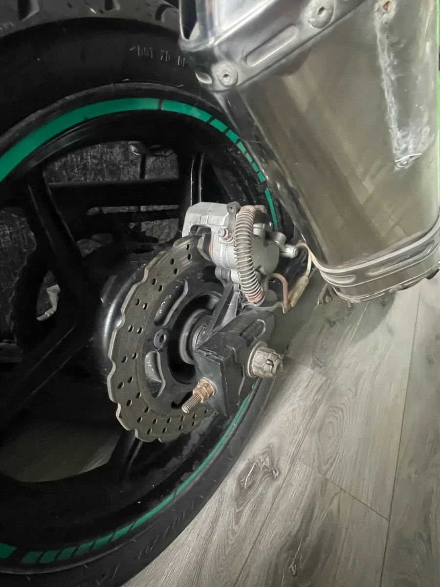 Kawasaki 250r - Image 3