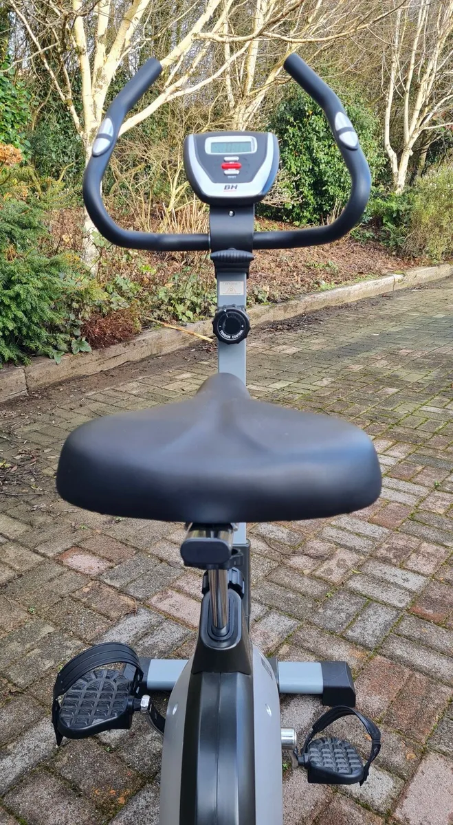 exercise bicycle - Image 2