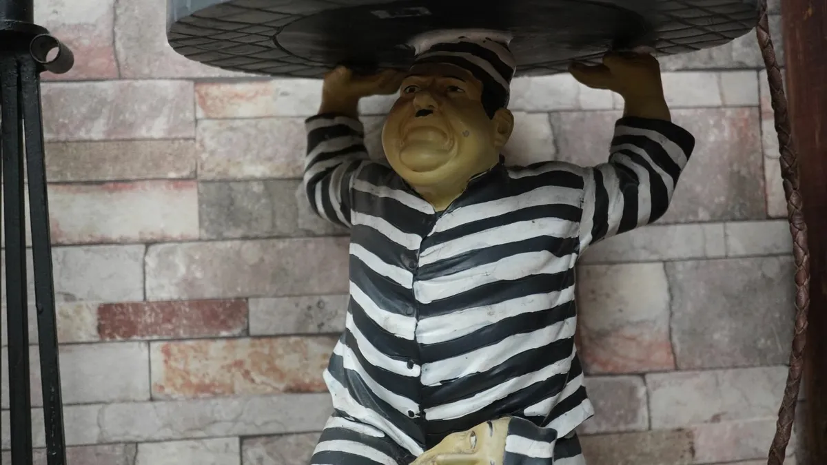 Laurel & Hardy_Manhole Escape_Side Table / Stand - Image 4