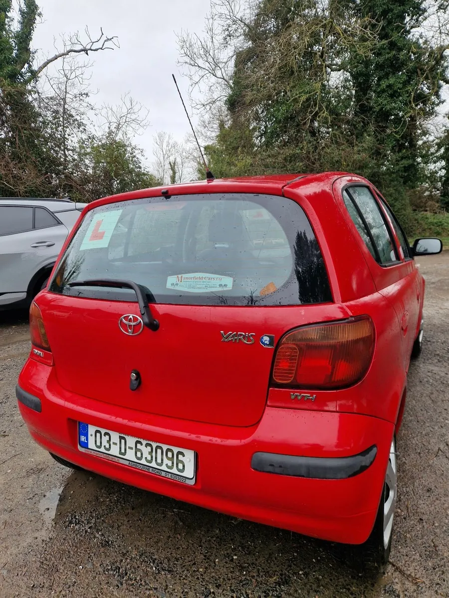 Toyota Yaris 2003 - Image 3
