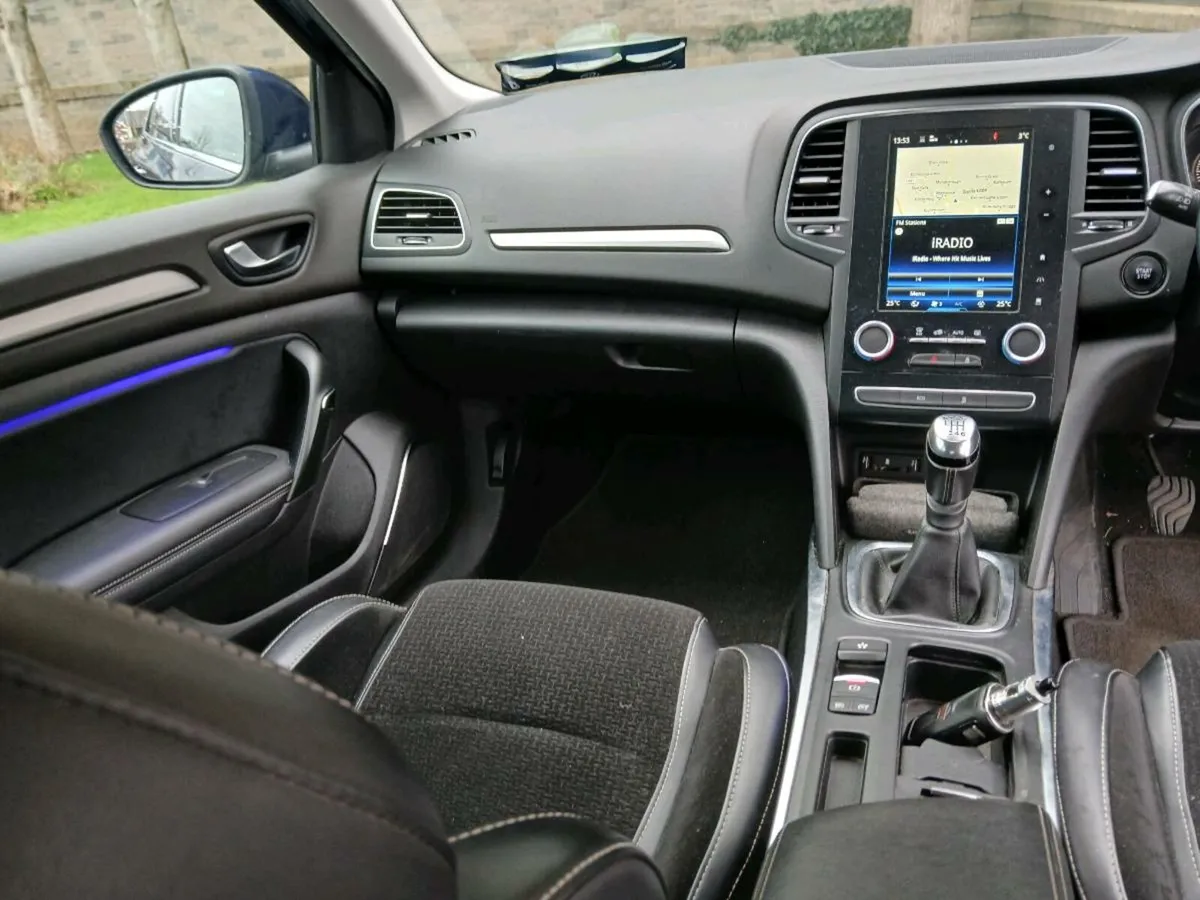Renault Megane 2018 - Image 3