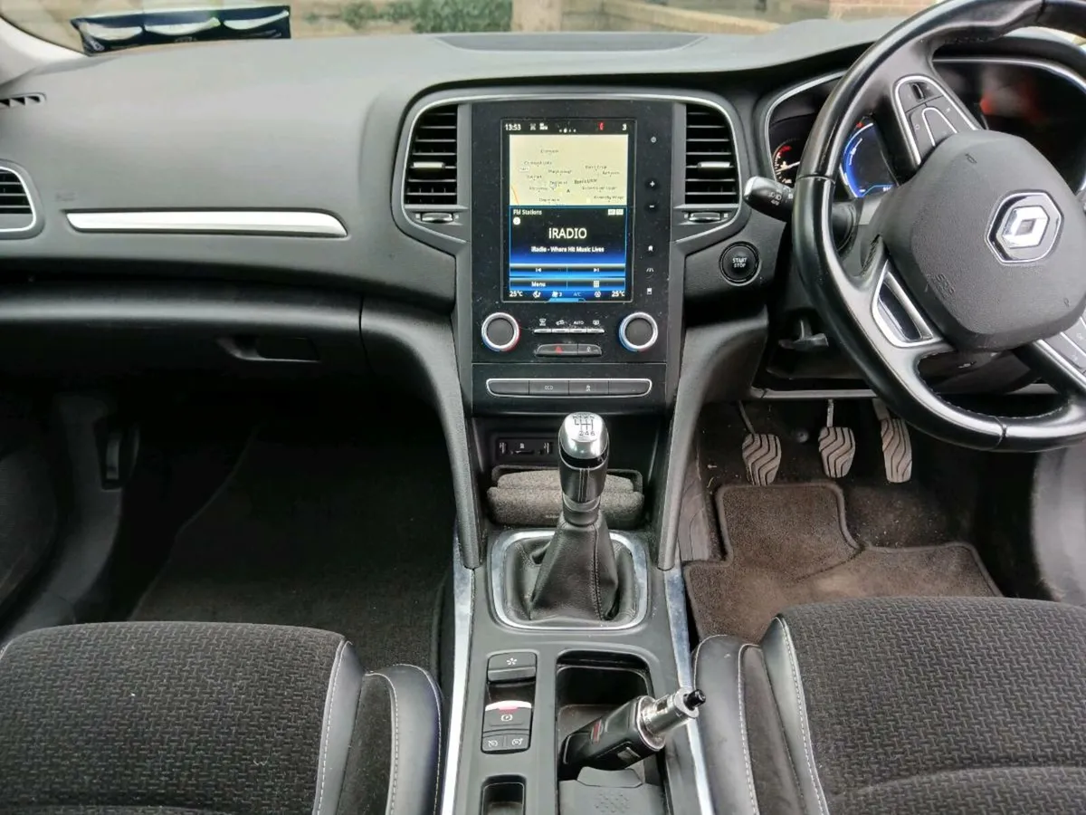 Renault Megane 2018 - Image 4