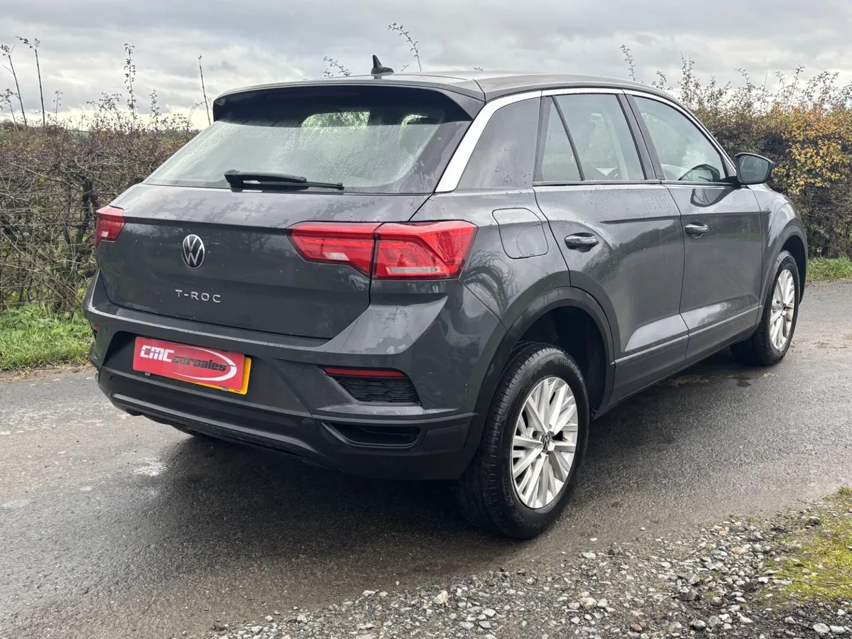 Volkswagen T-Roc 2021 - Image 4