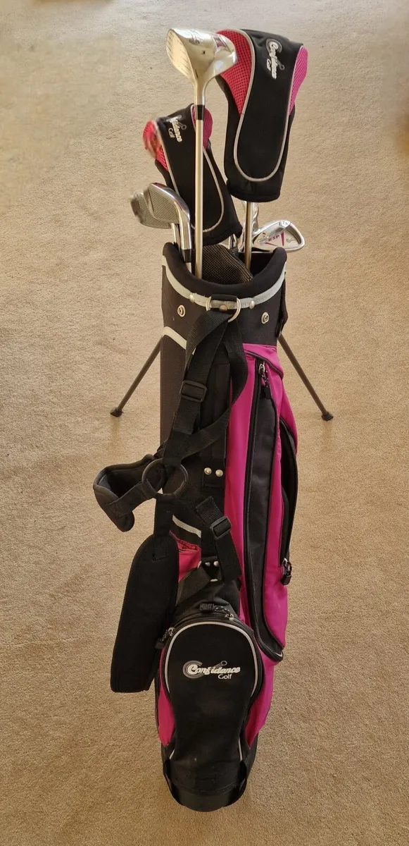 Golf Clubs, Left hand Ladies - Image 1