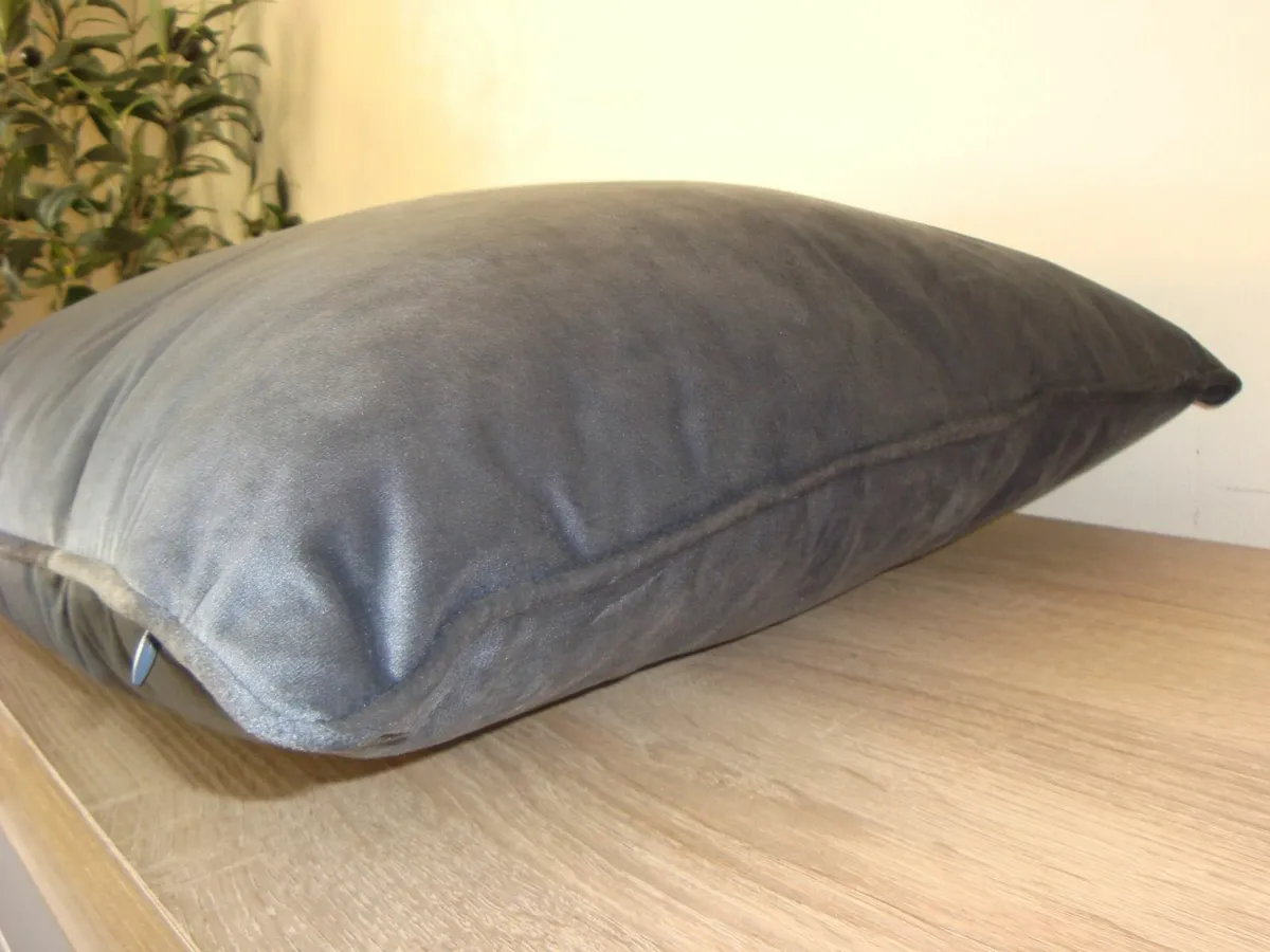 TWO cushions charcoal grey - Image 4