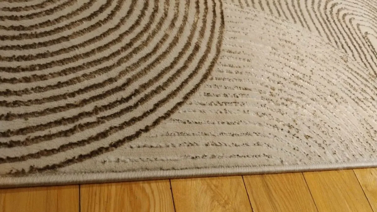 Rug - Image 3