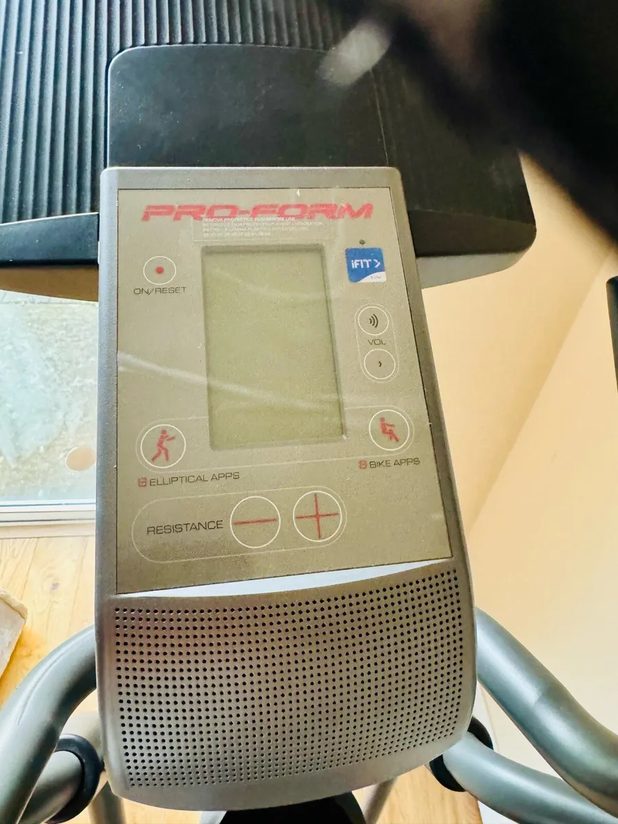 PRO-FORM hybrid trainer (ellip+bike)Cardio machine - Image 3