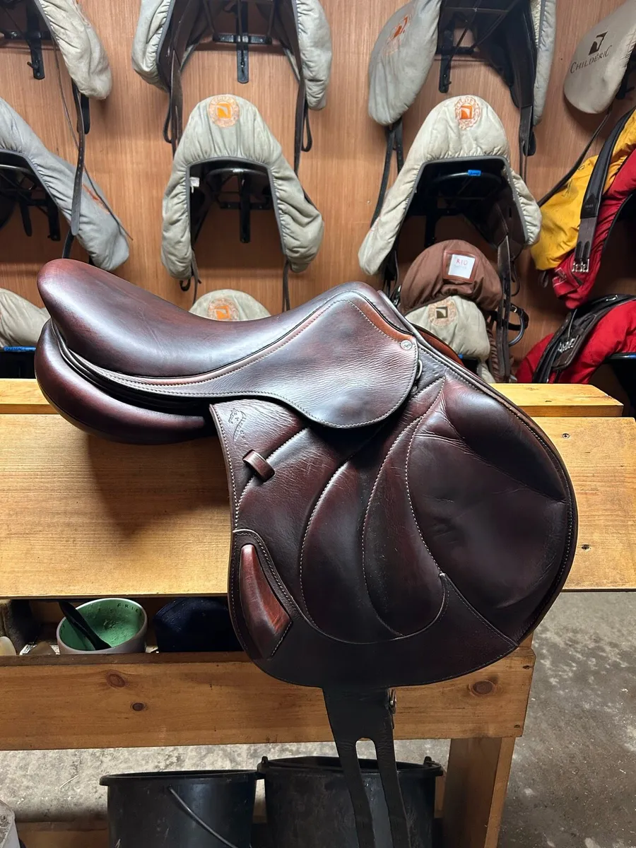 Antares Saddle - Image 1