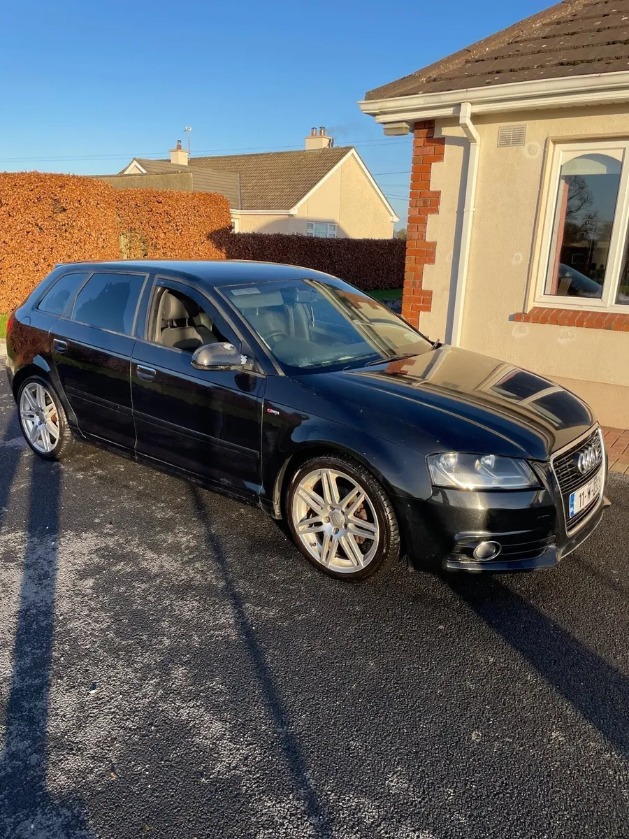 Audi A3 S-Line 2.0 TDI 2011 - Image 3