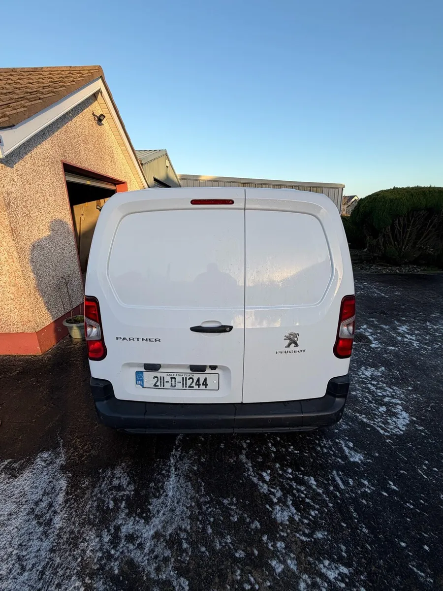 1.5HDi Peugeot Partner Van - Image 4