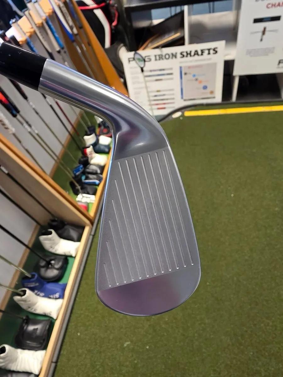 As New Titleist U505 4G 4 Iron - Image 4