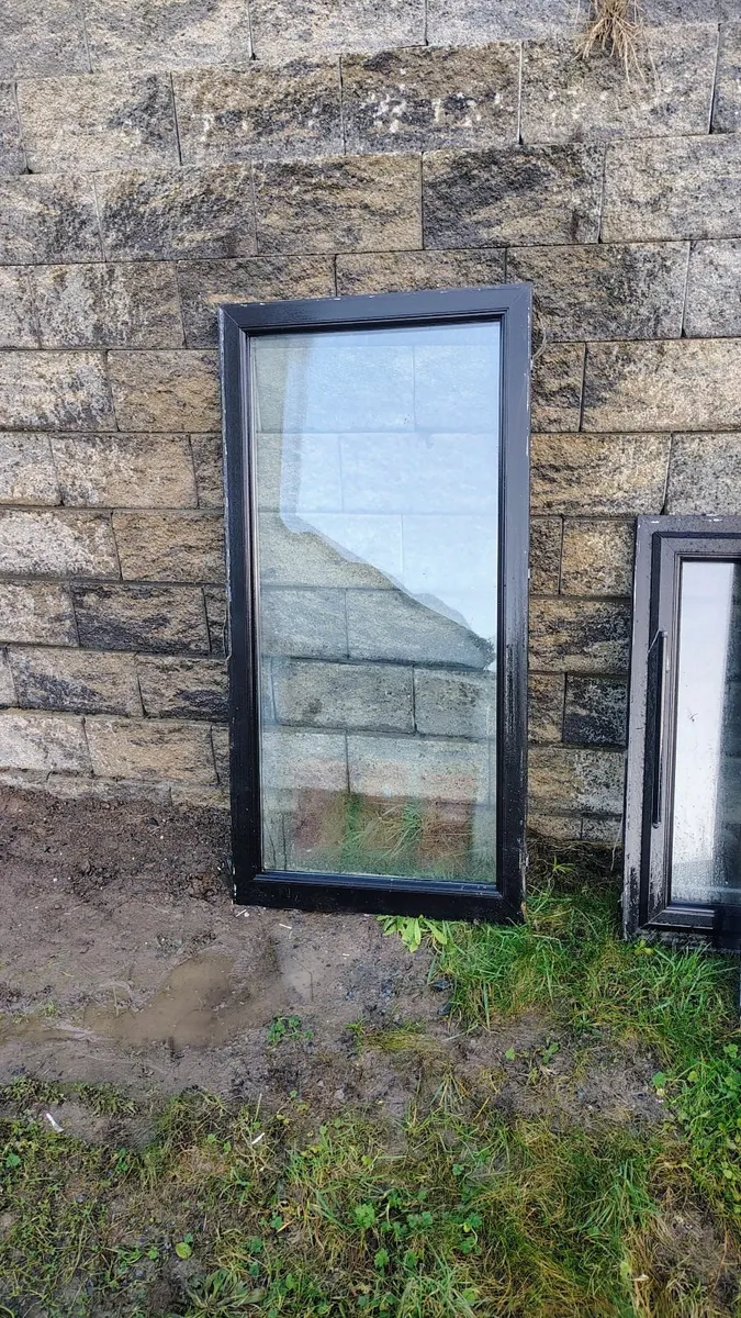 Free to Collect PVC Windows x4 Double Glazed Black - Image 2