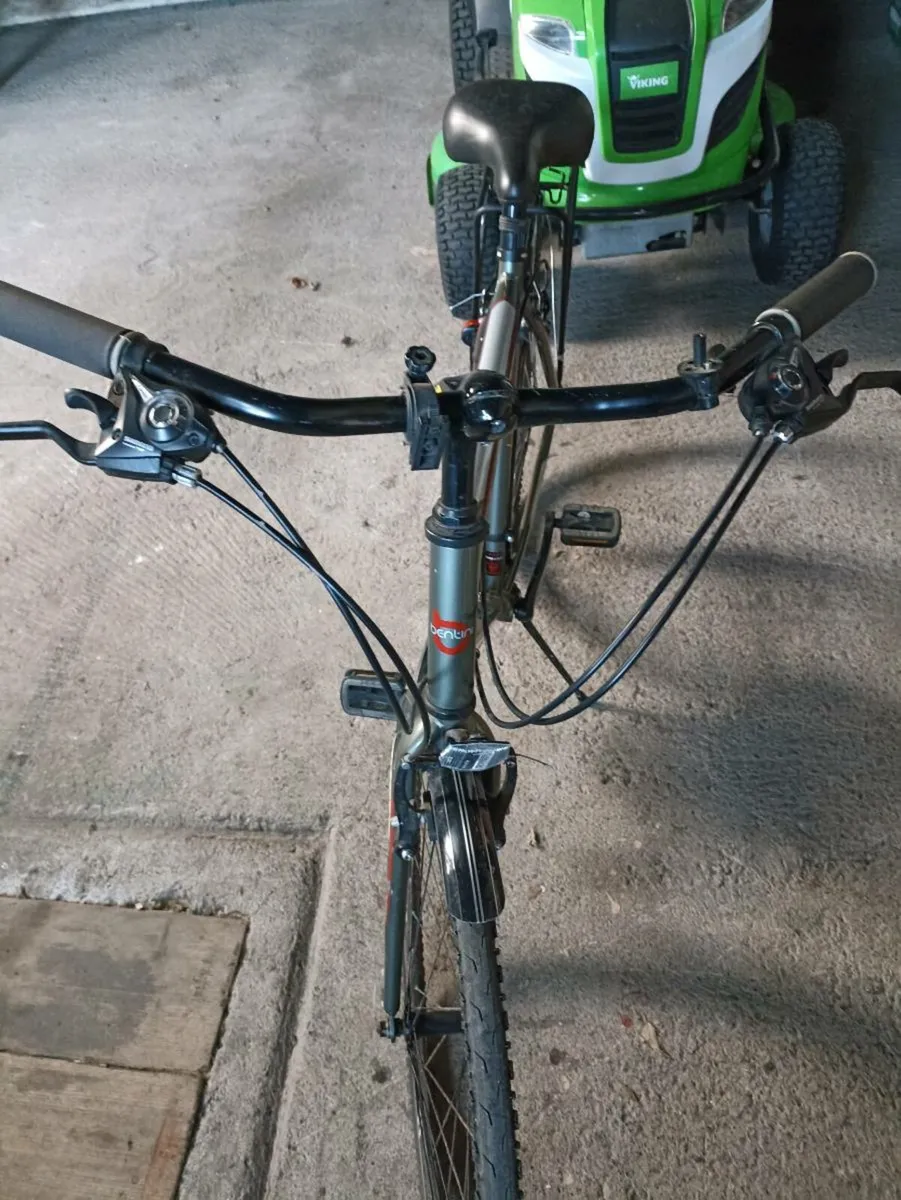 Man's bicycle - Image 1