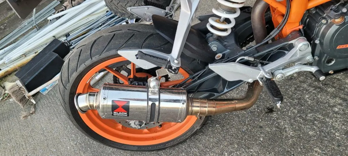 KTM Duke 390 - Image 2