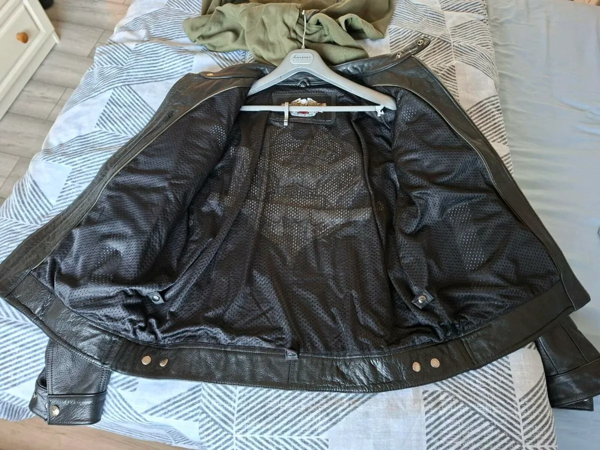 Harley davidson leather jacket XL - Image 3