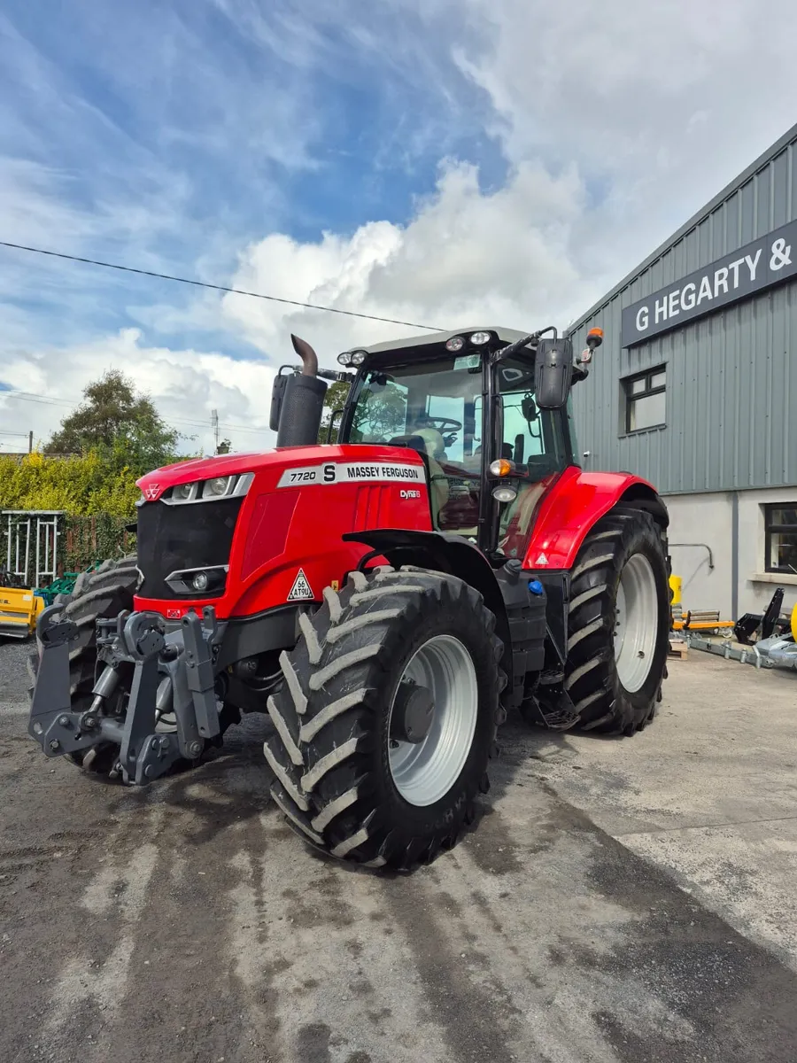 Massey Ferguson 7720 - Image 1