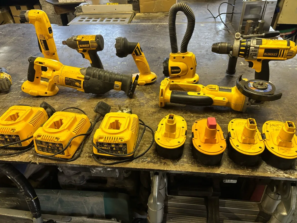 Multiple Dewalt 18v tools - Image 2