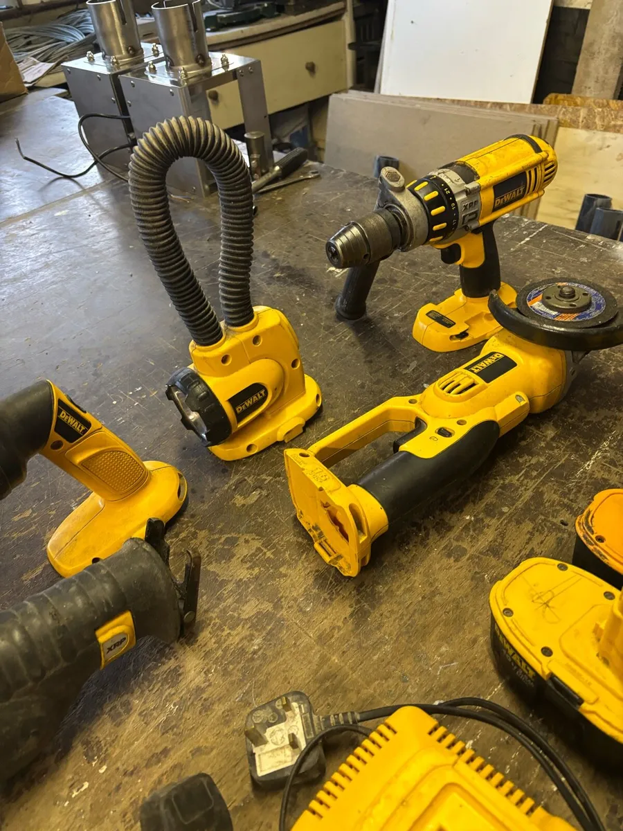 Multiple Dewalt 18v tools - Image 4