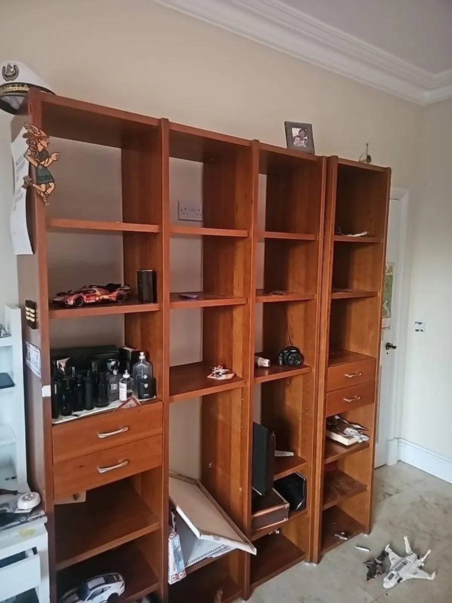 Display unit - Image 1