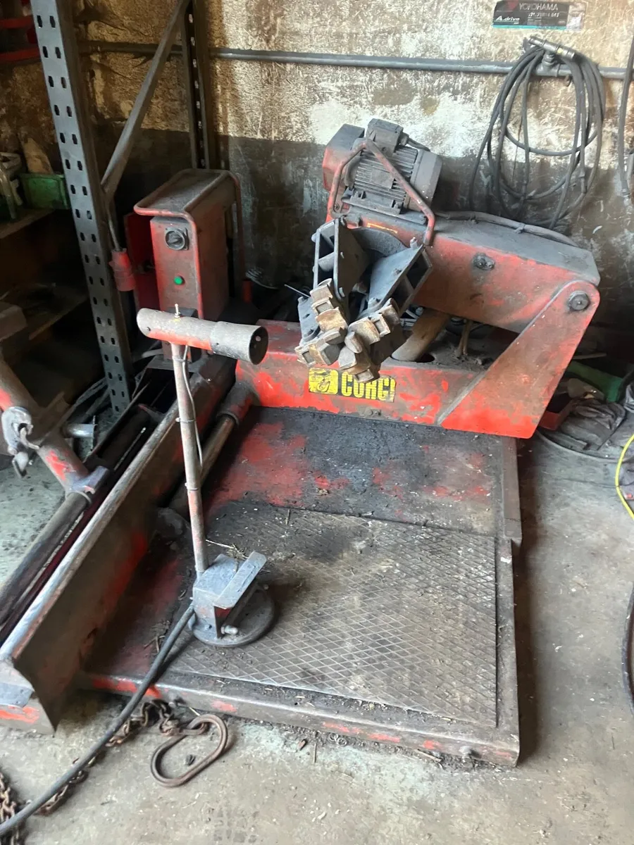 Ford Other 1990 - Image 1