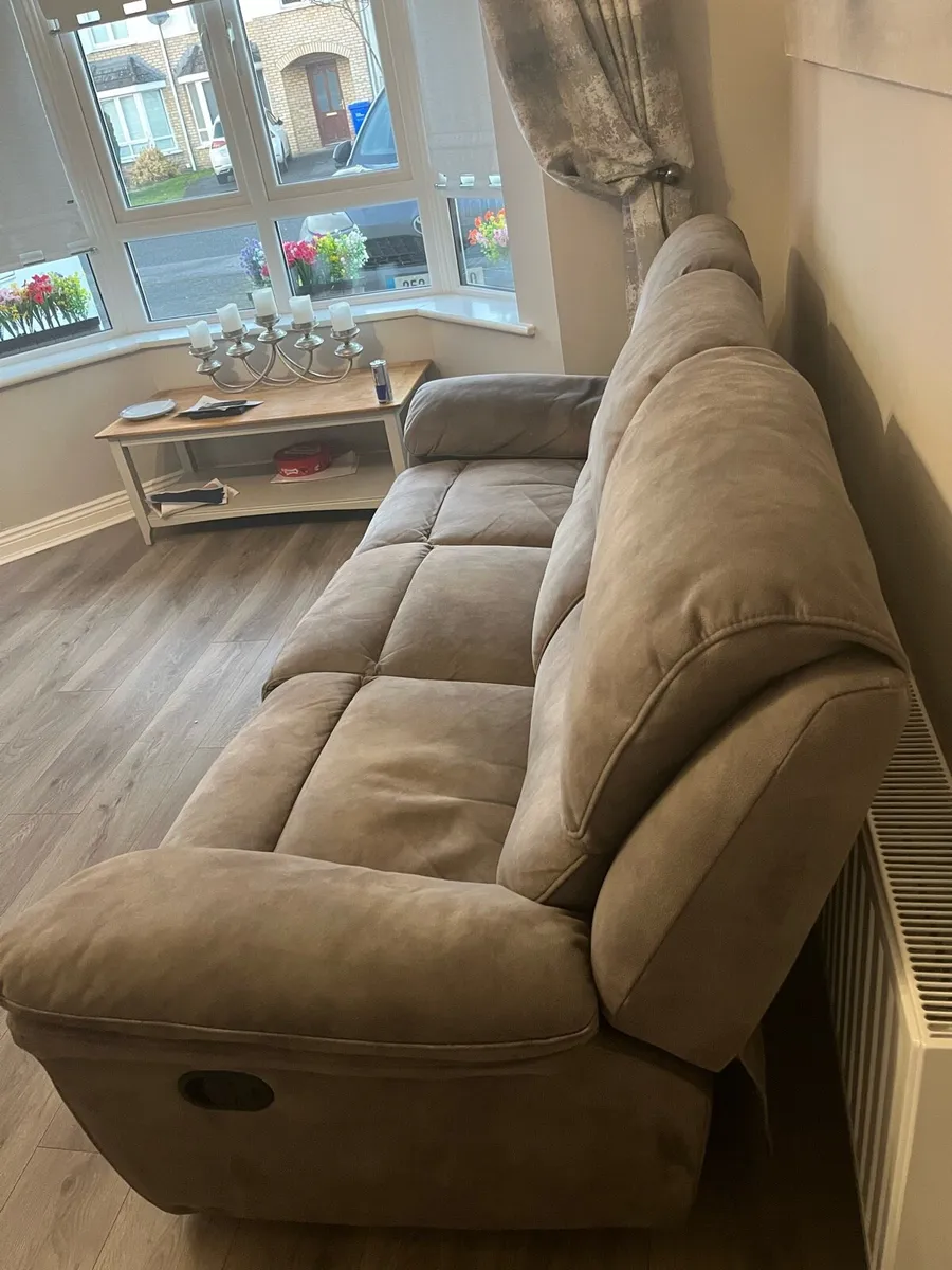 3 seater manual recliner sofa and 2 seater sofa - Image 1