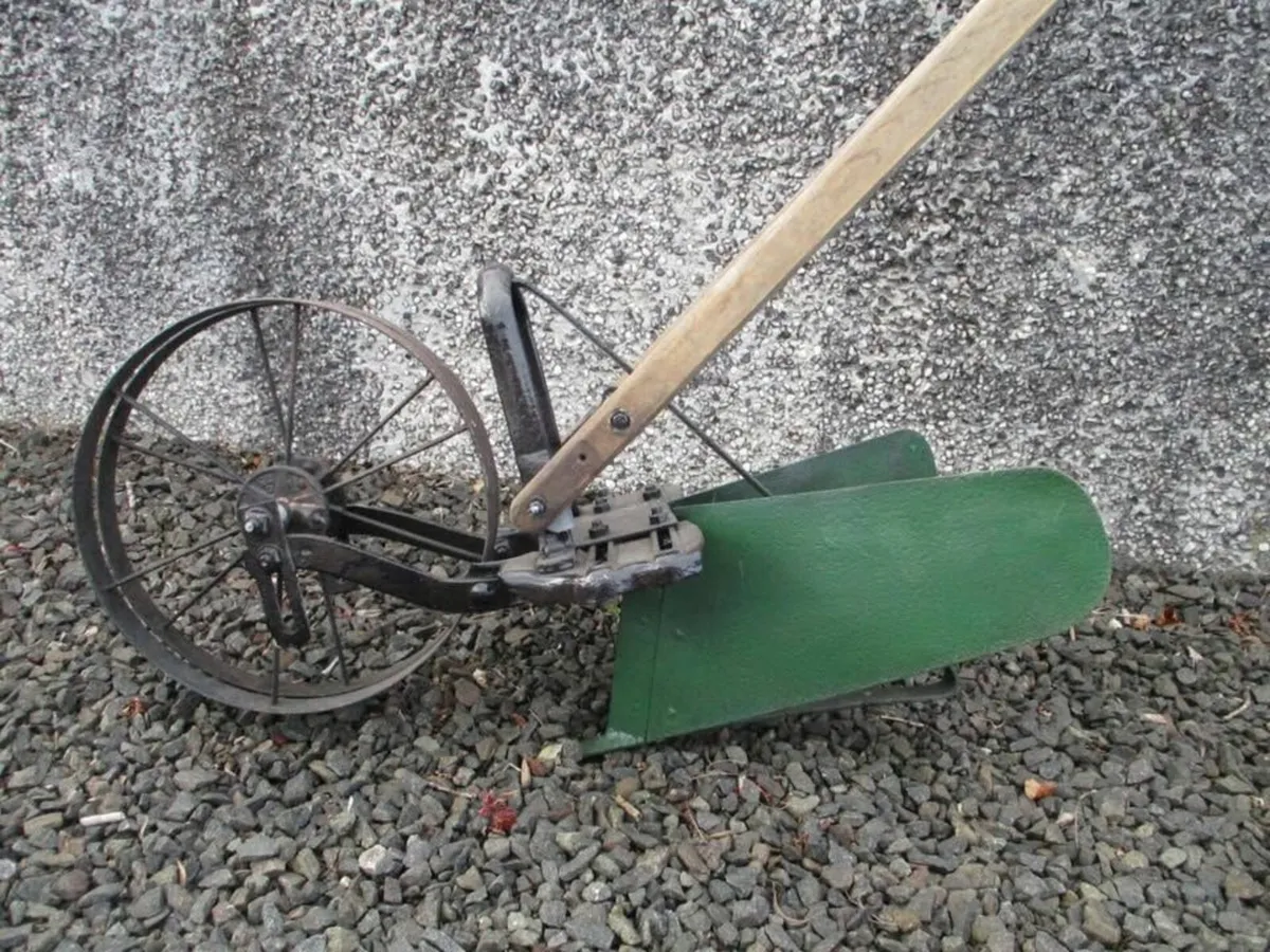Antique Planet Junior Hand Plough - Image 3