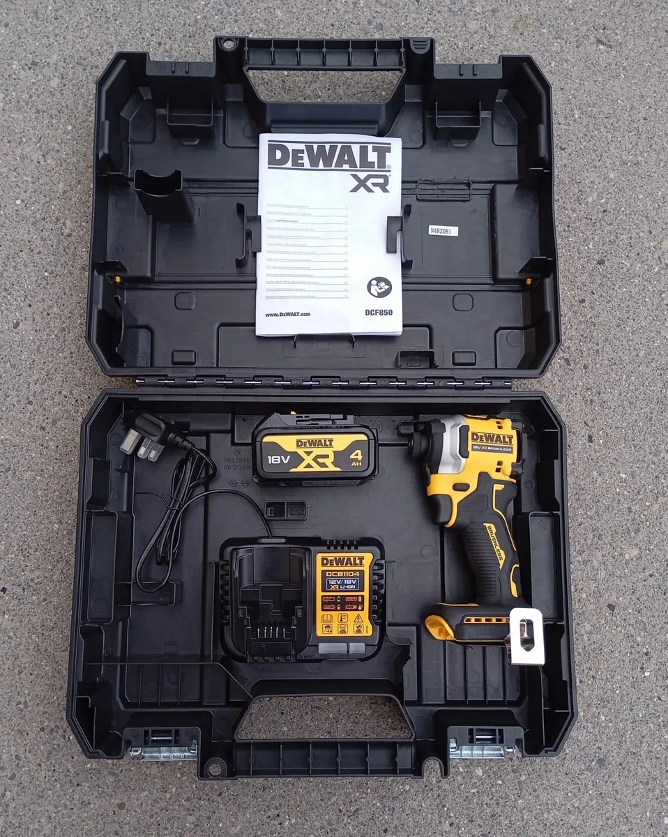 DeWalt Impact Driver Kit - Image 2