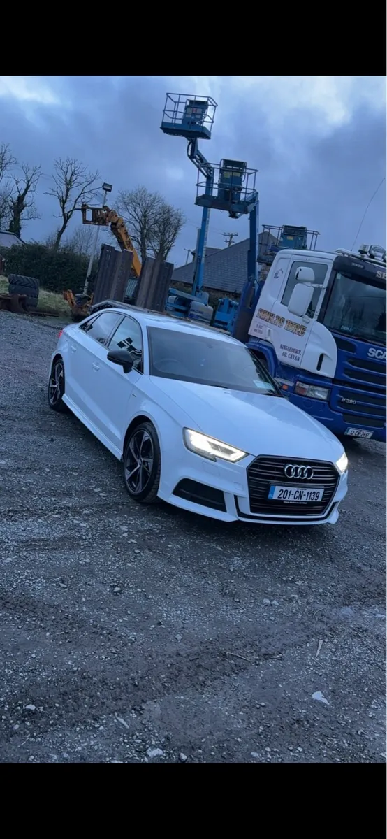 Audi A3 Saloon 2.0 TDI Black Edition S-Line