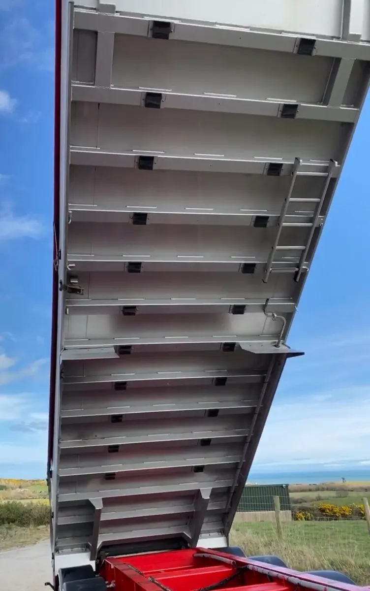 Fruehauf bulk tipper - Image 2