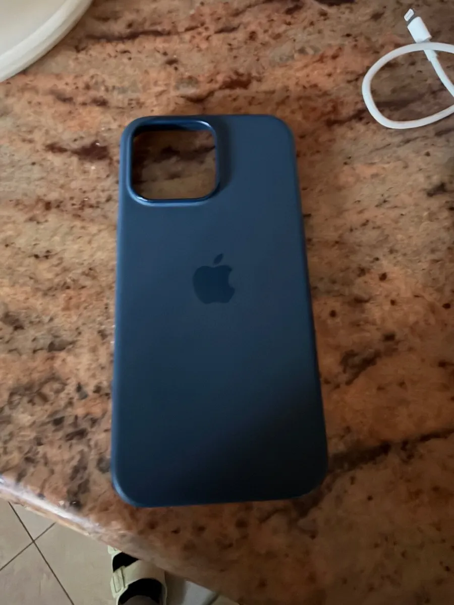 iPhone 15 Pro Max 256 GB - Image 2