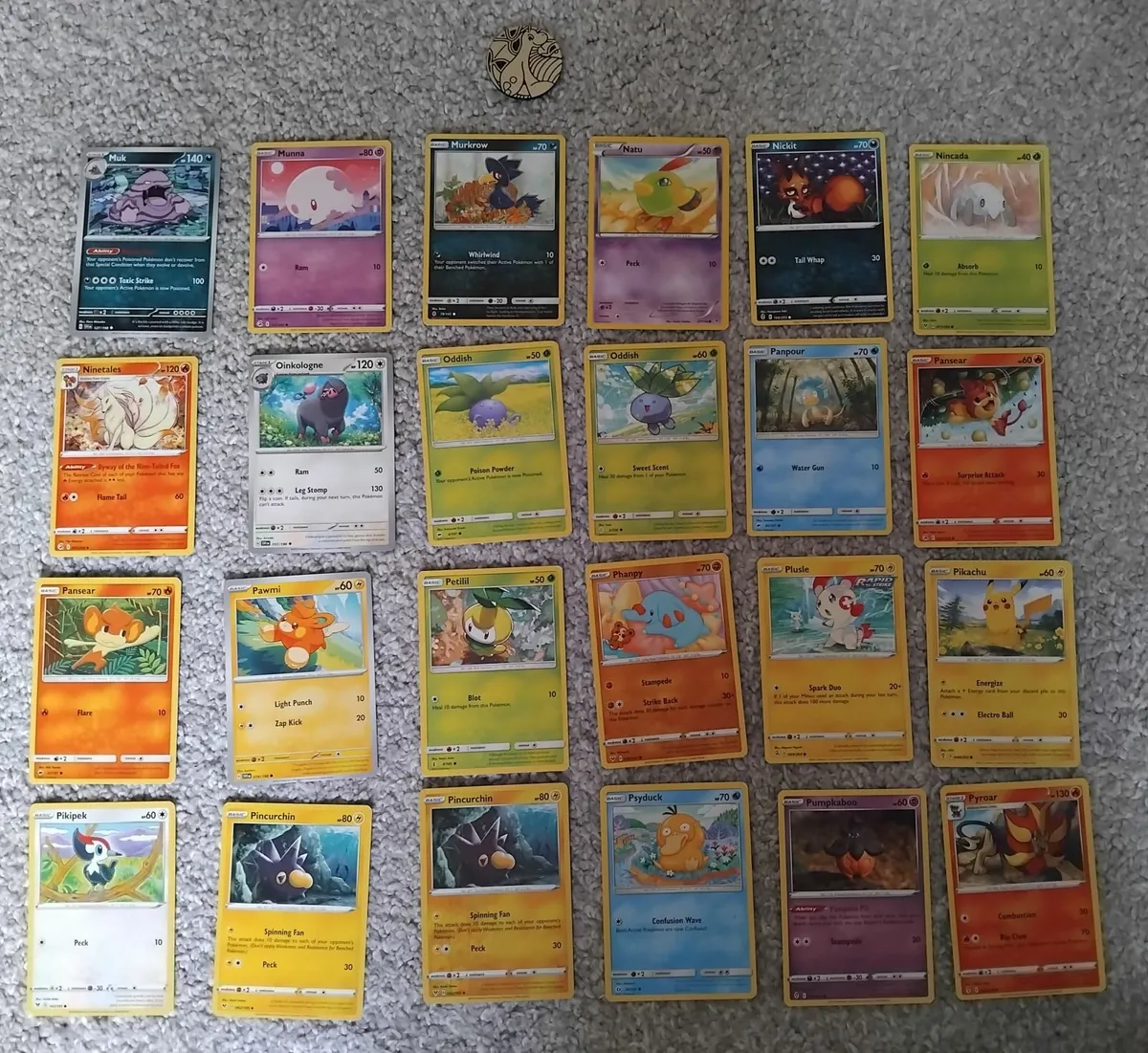 268 Pokemon cards & Charzard coin - Image 2