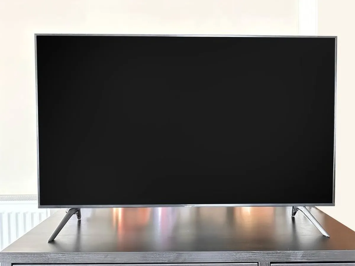 Tv Samsung 43 Inches - Image 1
