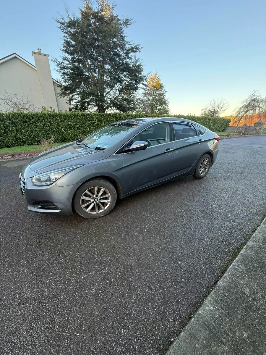 Hyundai i40 2016 - Image 2