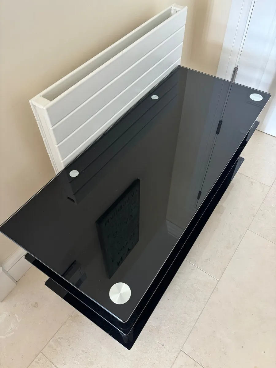 Television Stand - Image 3