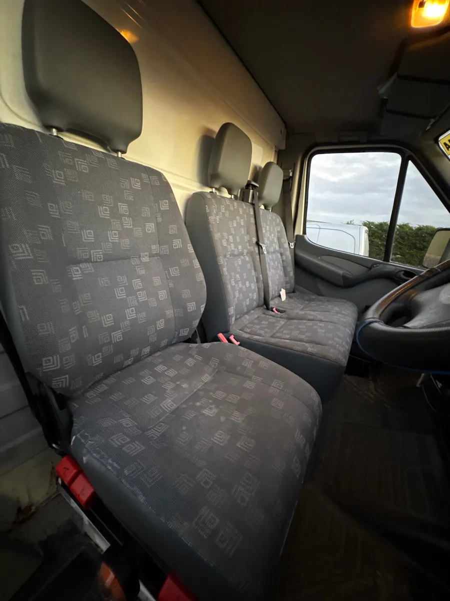 Mercedes sprinter 416 - Image 3